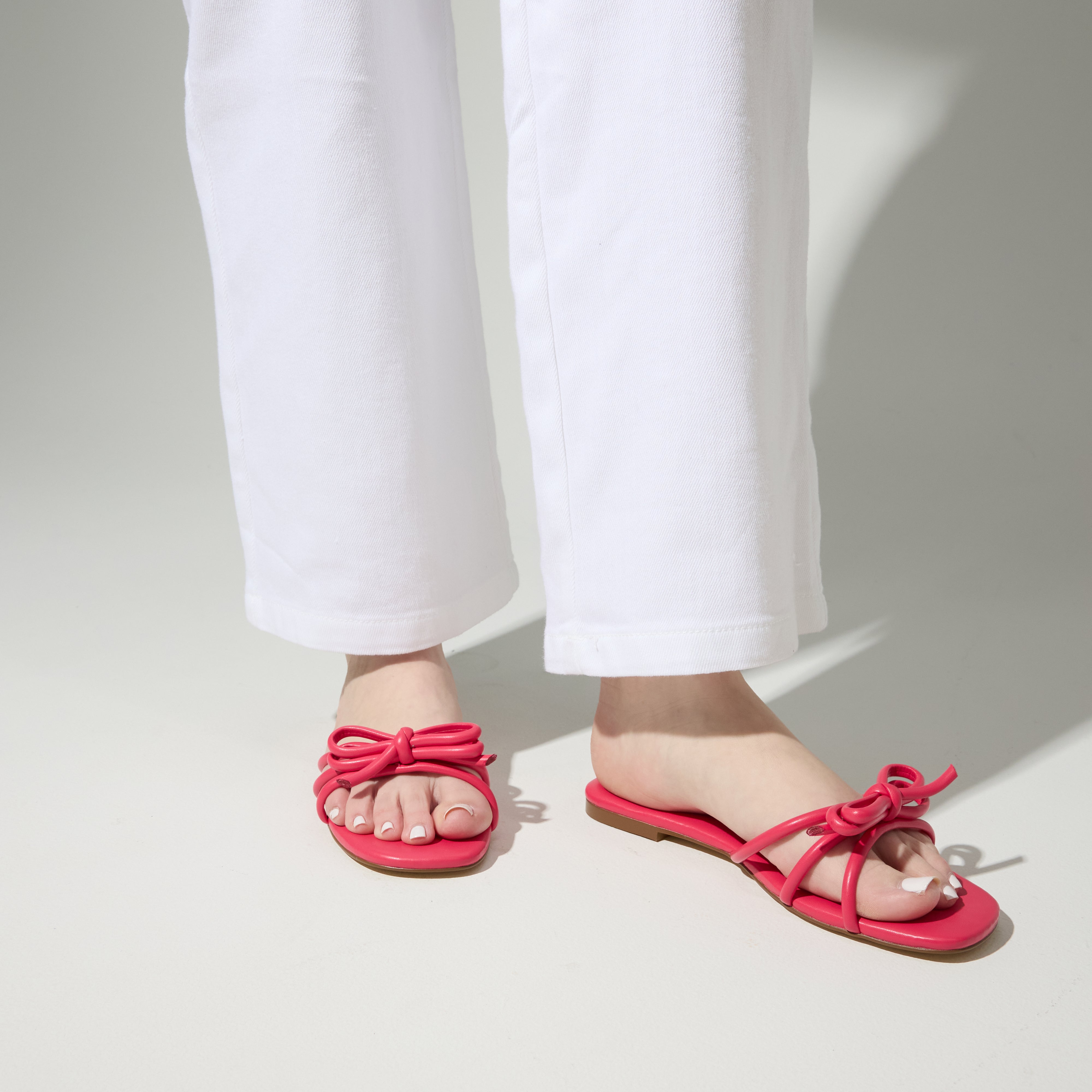 Nicole Bow Slide Sandal in Raspberry