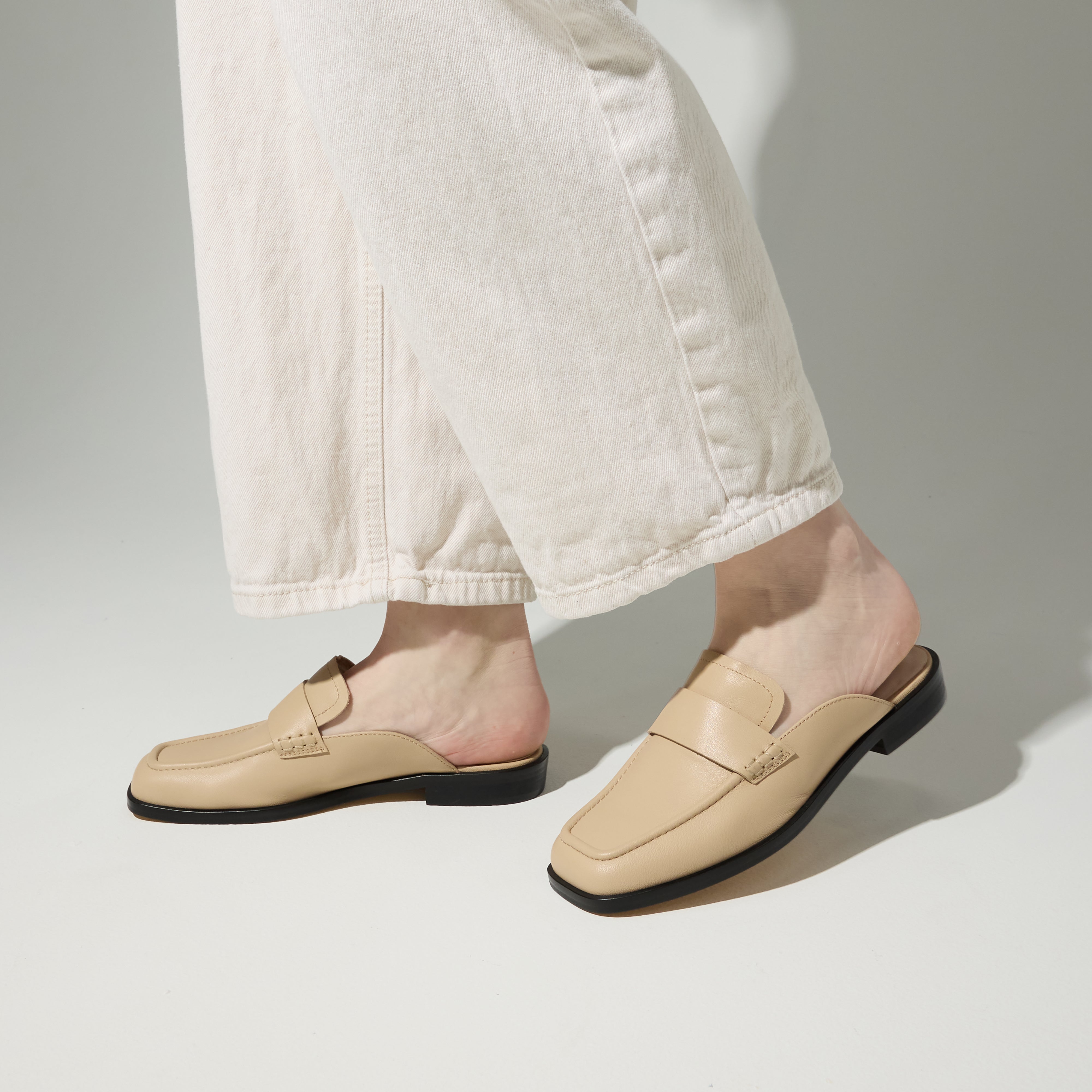 Odessa Loafer Mule in Oat Leather