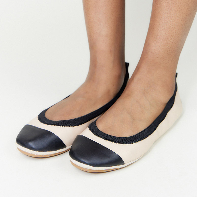 Nude ballet flats best sale