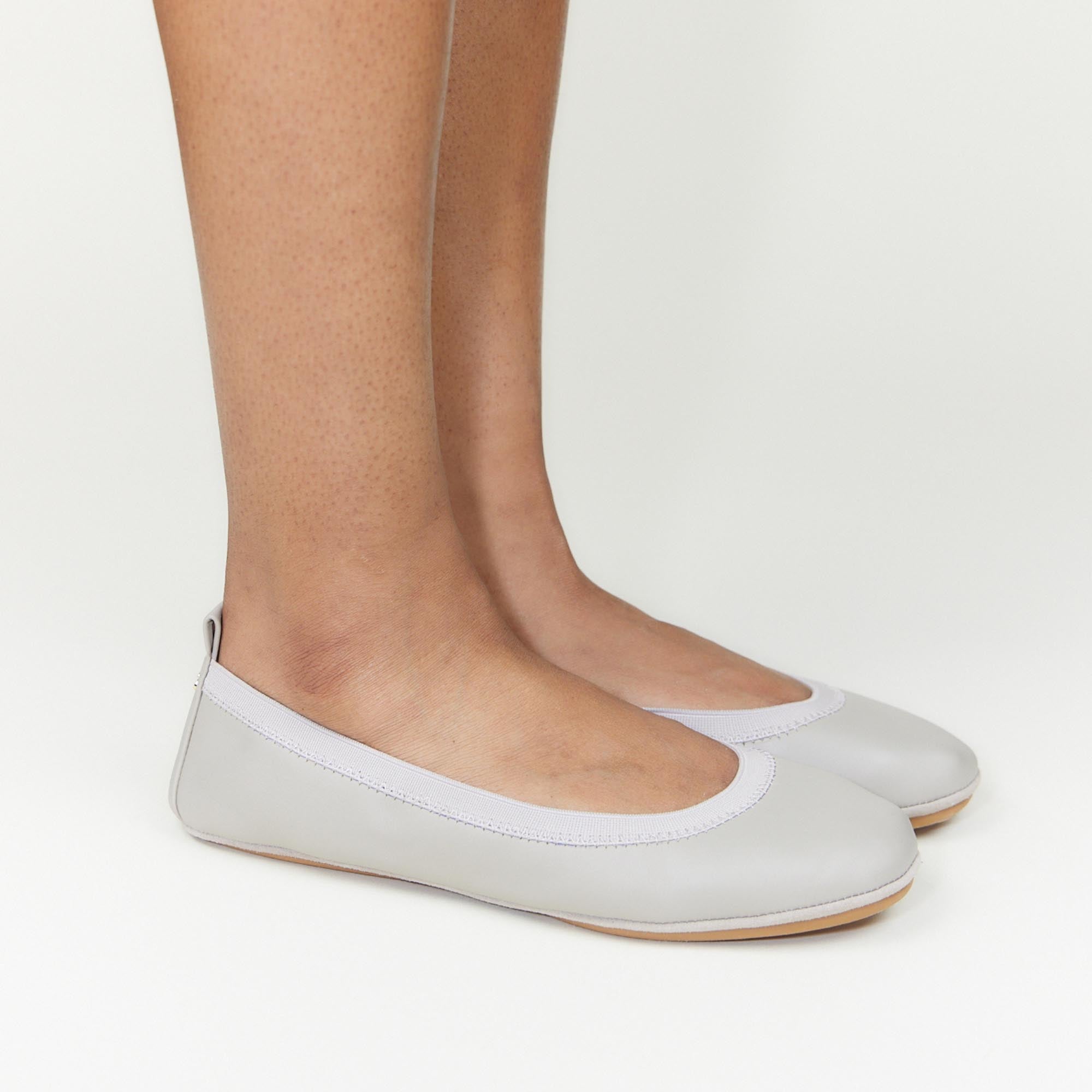 Samara Foldable Ballet Flat in Simply Taupe Leather